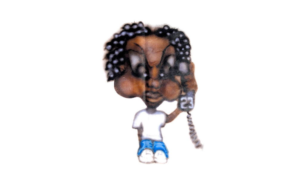 Illustration de style graffiti d'un petit personnage de bande dessinée aux cheveux tressés, portant un t-shirt blanc et un pantalon bleu, tenant un téléphone à l'oreille.